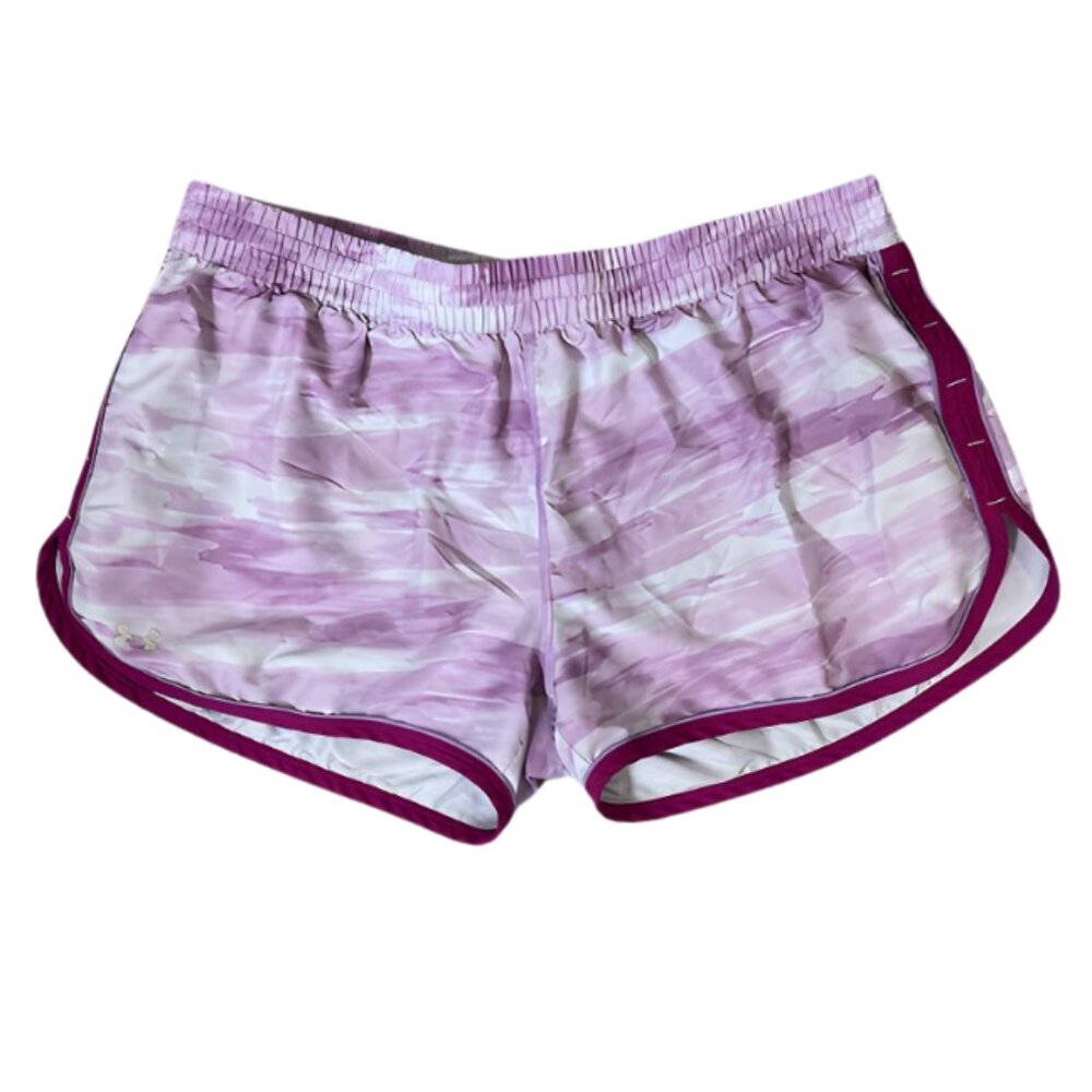 🩷 Heat Gear Women’s Pink Camo Running Shorts - Size L